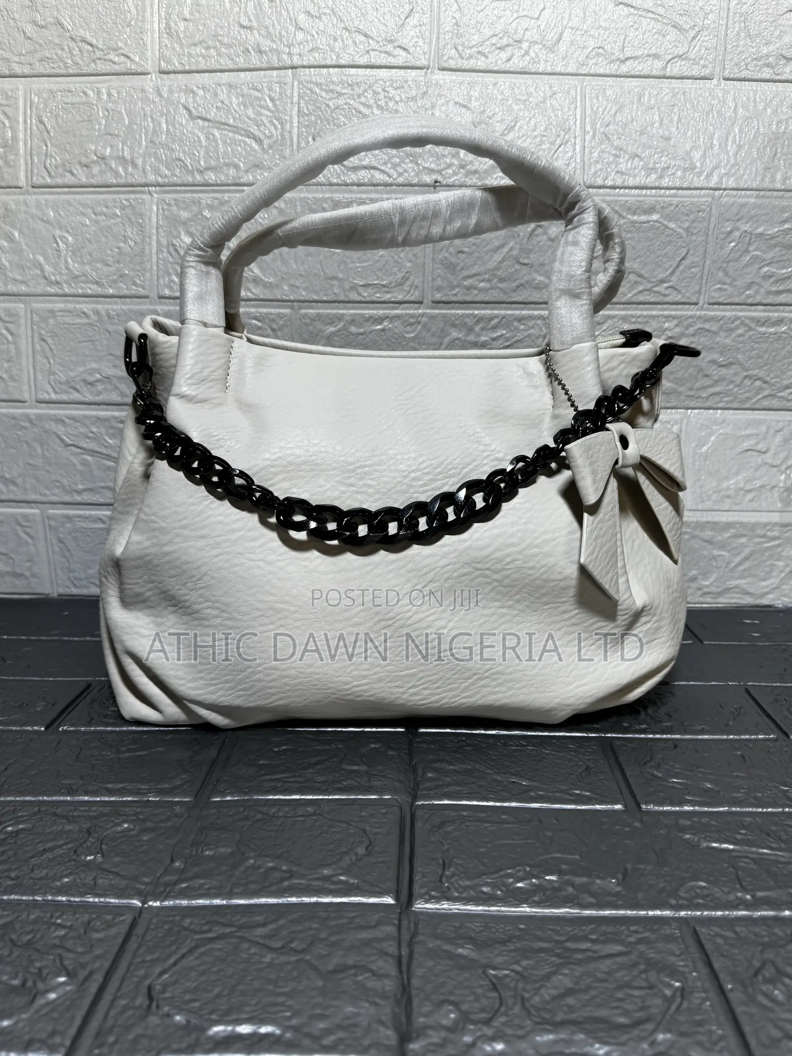 Classic Women Hand Bag