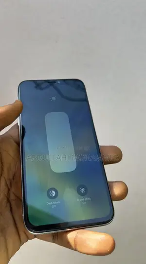 Apple iPhone X 64 GB White