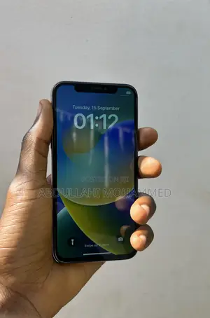 Apple iPhone X 64 GB White