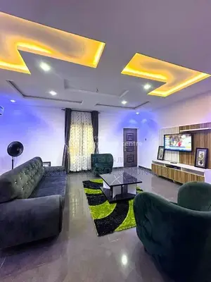 A Wonderfully Furnished and Serviced Luxury 3 Bedroom Apartment