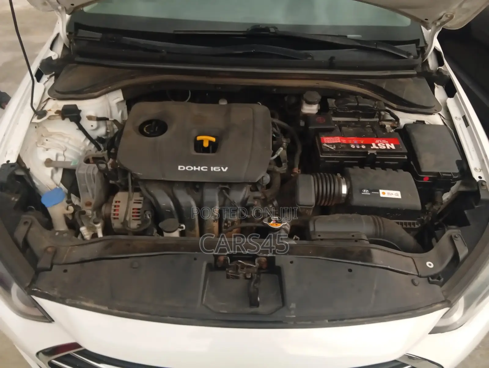Hyundai Elantra 2017 White
