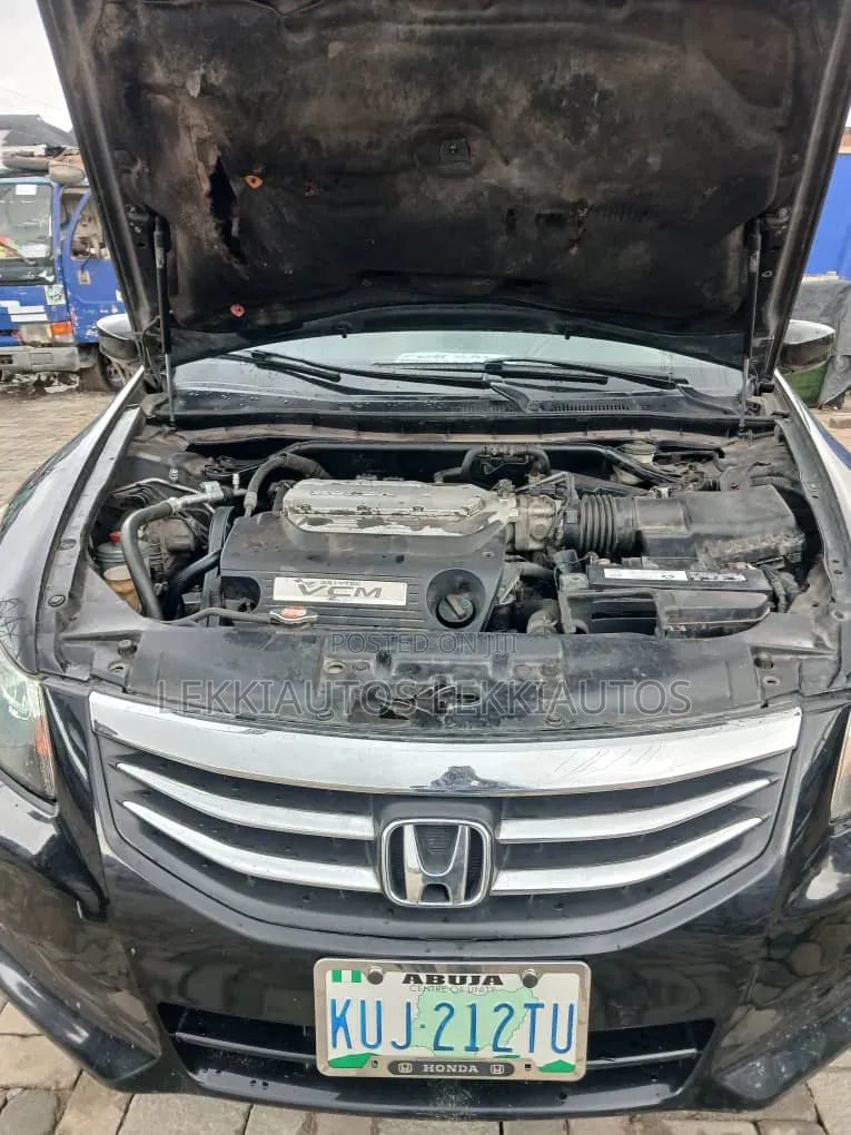 Honda Accord 2.0 i-VTEC Automatic 2009 Black