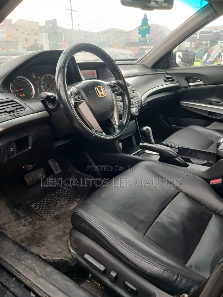 Honda Accord 2.0 i-VTEC Automatic 2009 Black