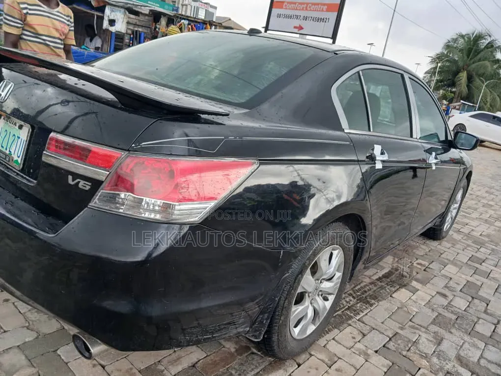 Honda Accord 2.0 i-VTEC Automatic 2009 Black