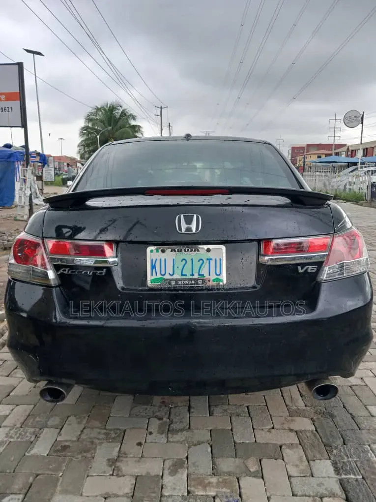 Honda Accord 2.0 i-VTEC Automatic 2009 Black