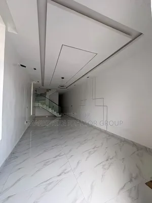 4bdrm Duplex in Ajah Lekki Lagos for sale