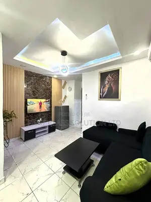 Fully Furnished and Serviced Luxury 1 Bedroom Apartment