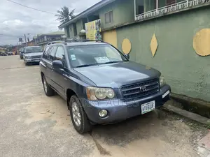 Toyota Highlander 2005 Blue