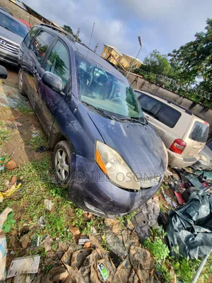 Toyota Sienna 2006 Gray