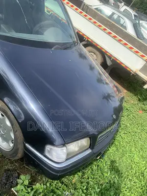 Mercedes-Benz C200 1993 Blue