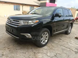 Toyota Highlander 2012 Black