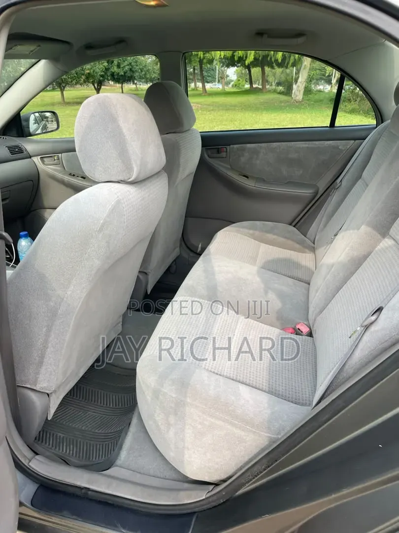 Toyota Corolla 2007 Gray