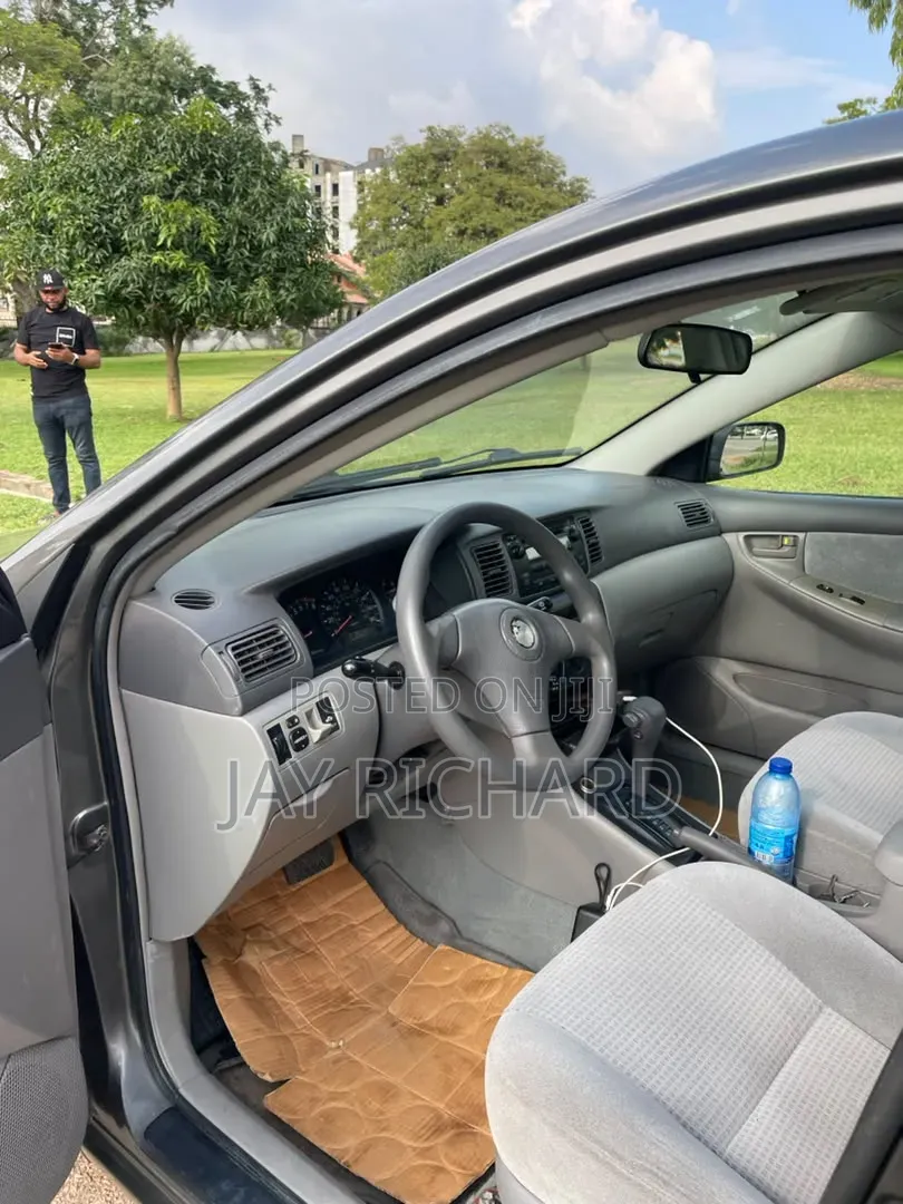 Toyota Corolla 2007 Gray