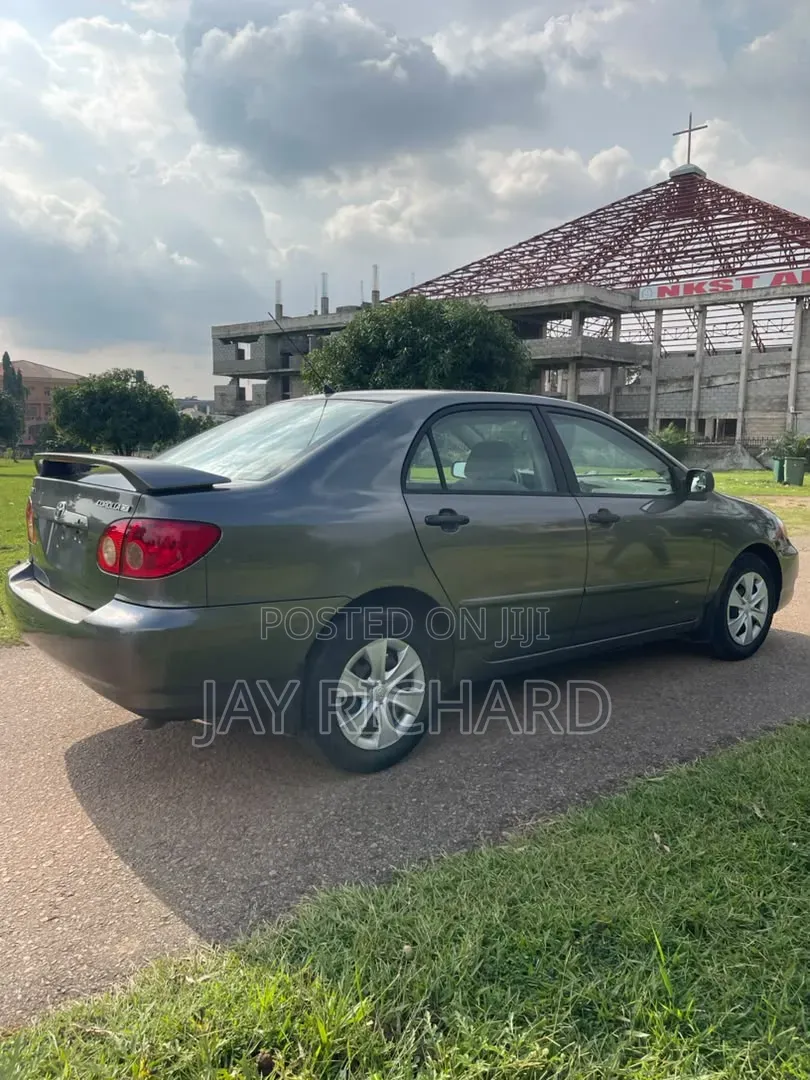 Toyota Corolla 2007 Gray