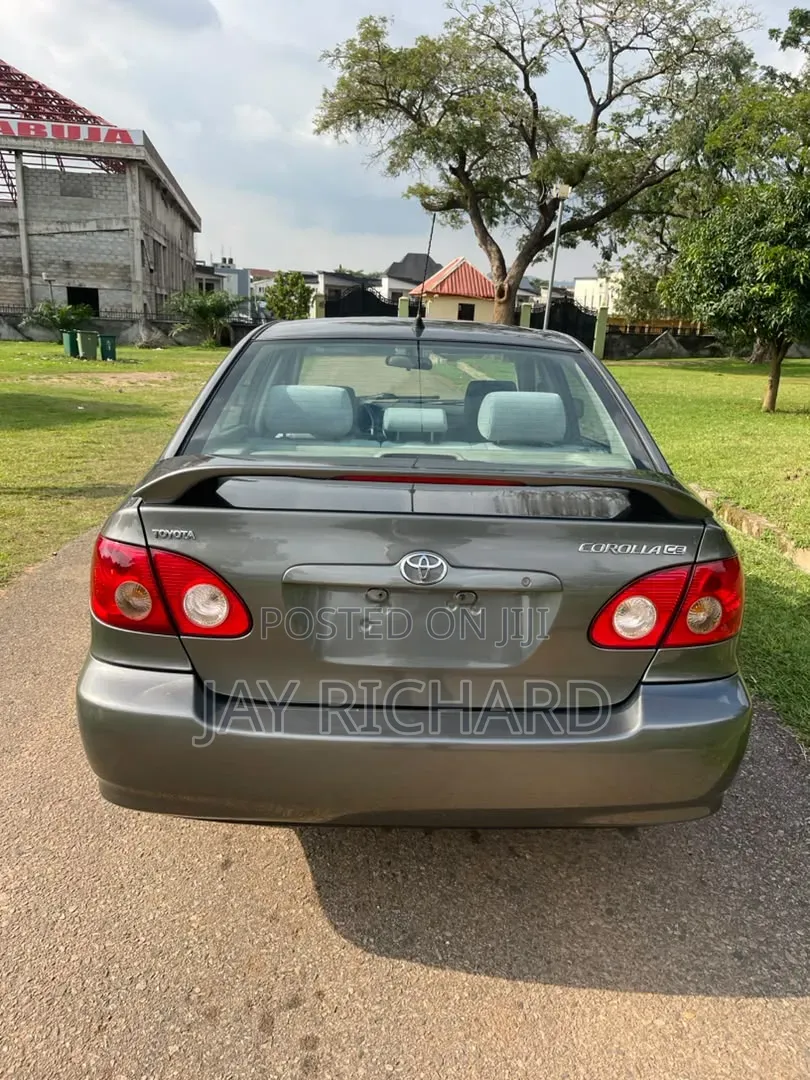 Toyota Corolla 2007 Gray
