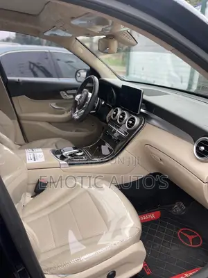 Mercedes-Benz GLC-Class 2016 Blue