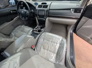 Toyota Camry XLE 4dr Sedan (2.5L 4cyl 6A) 2013 Gray