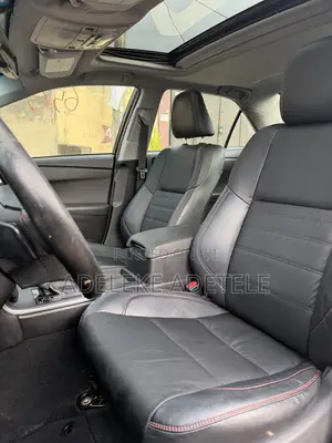 Toyota Camry SE w/Special Edition Pkg (2.5L 4cyl 6A) 2016 Red