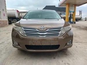 Toyota Venza AWD 2012 Brown