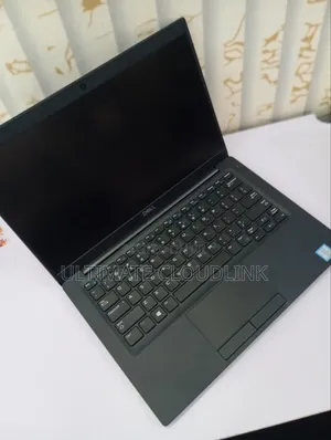 Laptop Dell Latitude 7390 8GB Intel Core i5 SSD 256GB
