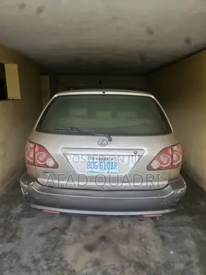 Lexus RX 300 2001 Gold