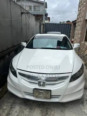Honda Accord 2012 White