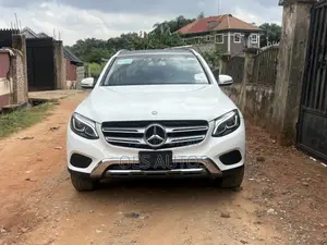 Mercedes-Benz GLC-Class 2019 White