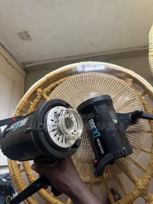 2-De300 Strobe Light 90,000 Each