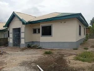 3bdrm Bungalow in Phase 4 Army Estate for rent