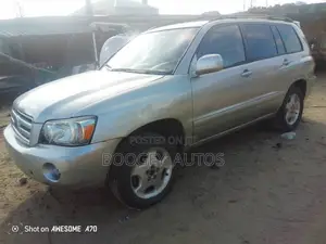 Toyota Highlander 2005 Silver