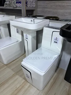 Executive England Water Closet Set