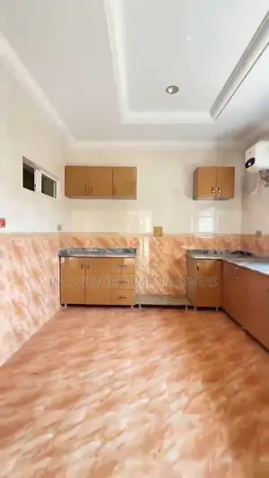 4bdrm Duplex in Life Camp for rent