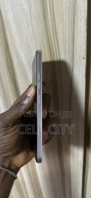 Tecno Spark 30C 128 GB White