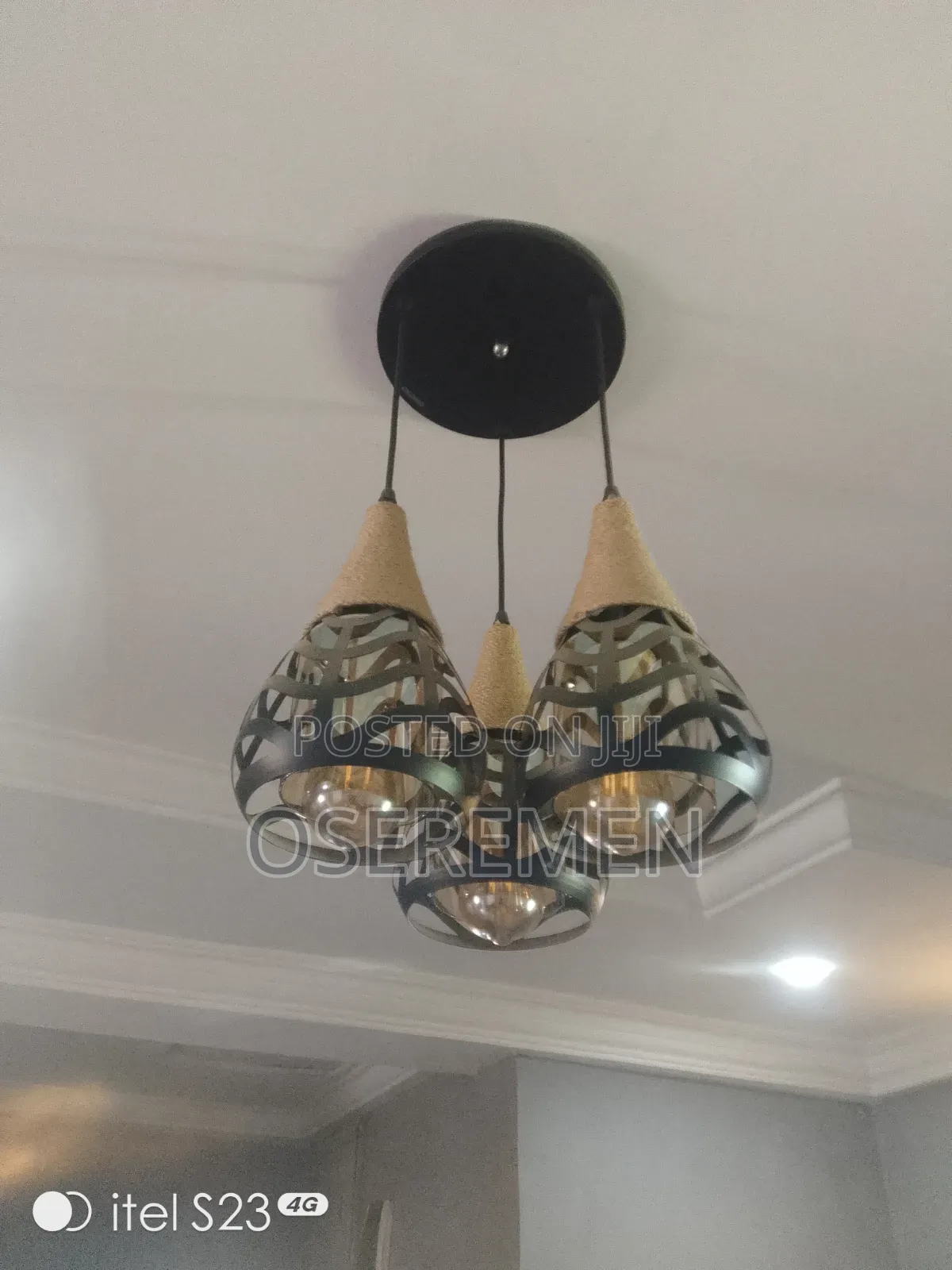 3 in-One Chandelier Light