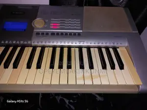 Yamaha PSR 295