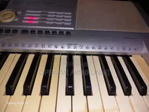 Yamaha PSR 295