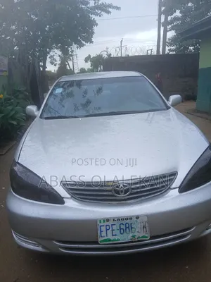 Toyota Camry LE 4dr Sedan (2.4L 4cyl 4A) 2004 Silver