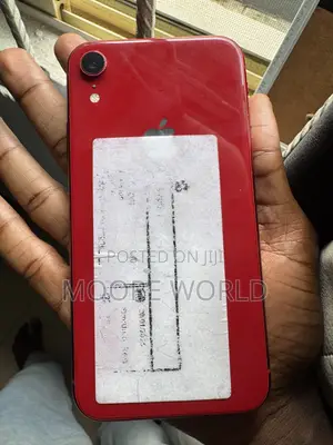 Apple iPhone XR 64 GB Red