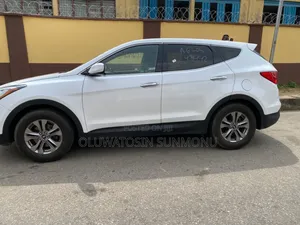 Hyundai Santa Fe 2016 White