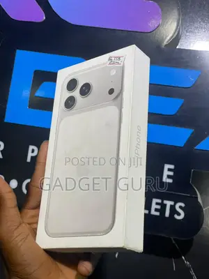 New Apple iPhone 17 Pro Max 1 TB Silver