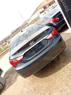 Hyundai Sonata 2013 Blue