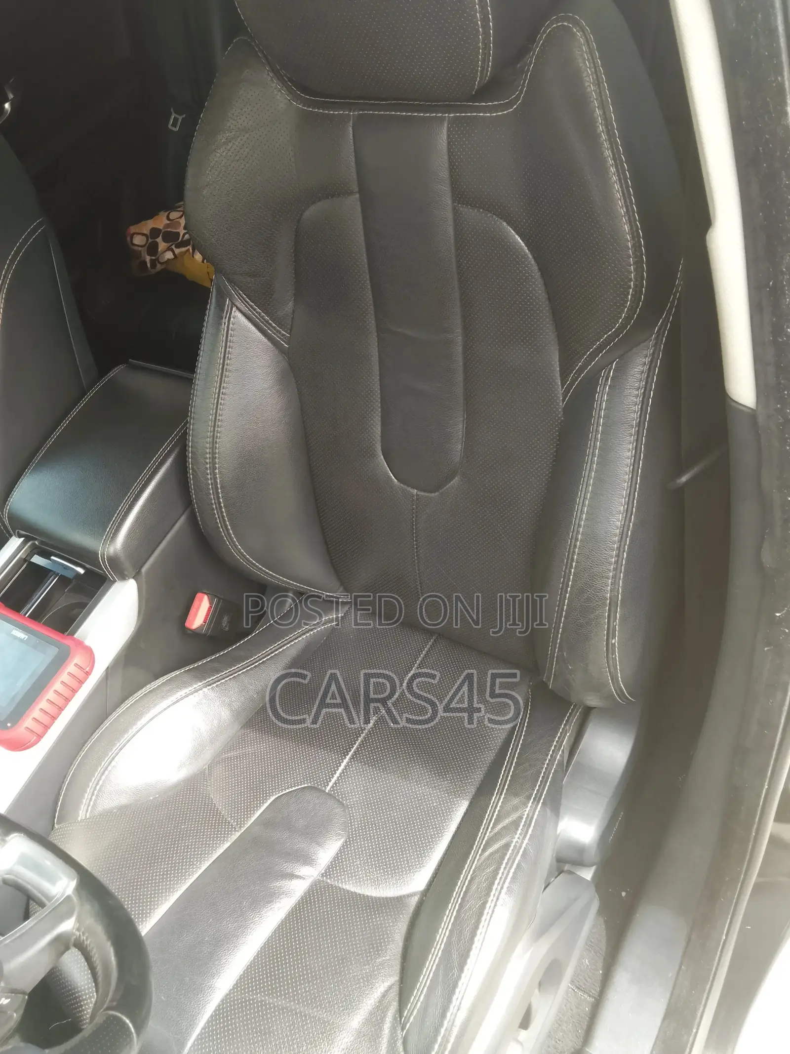 Land Rover Range Rover 2012 Black