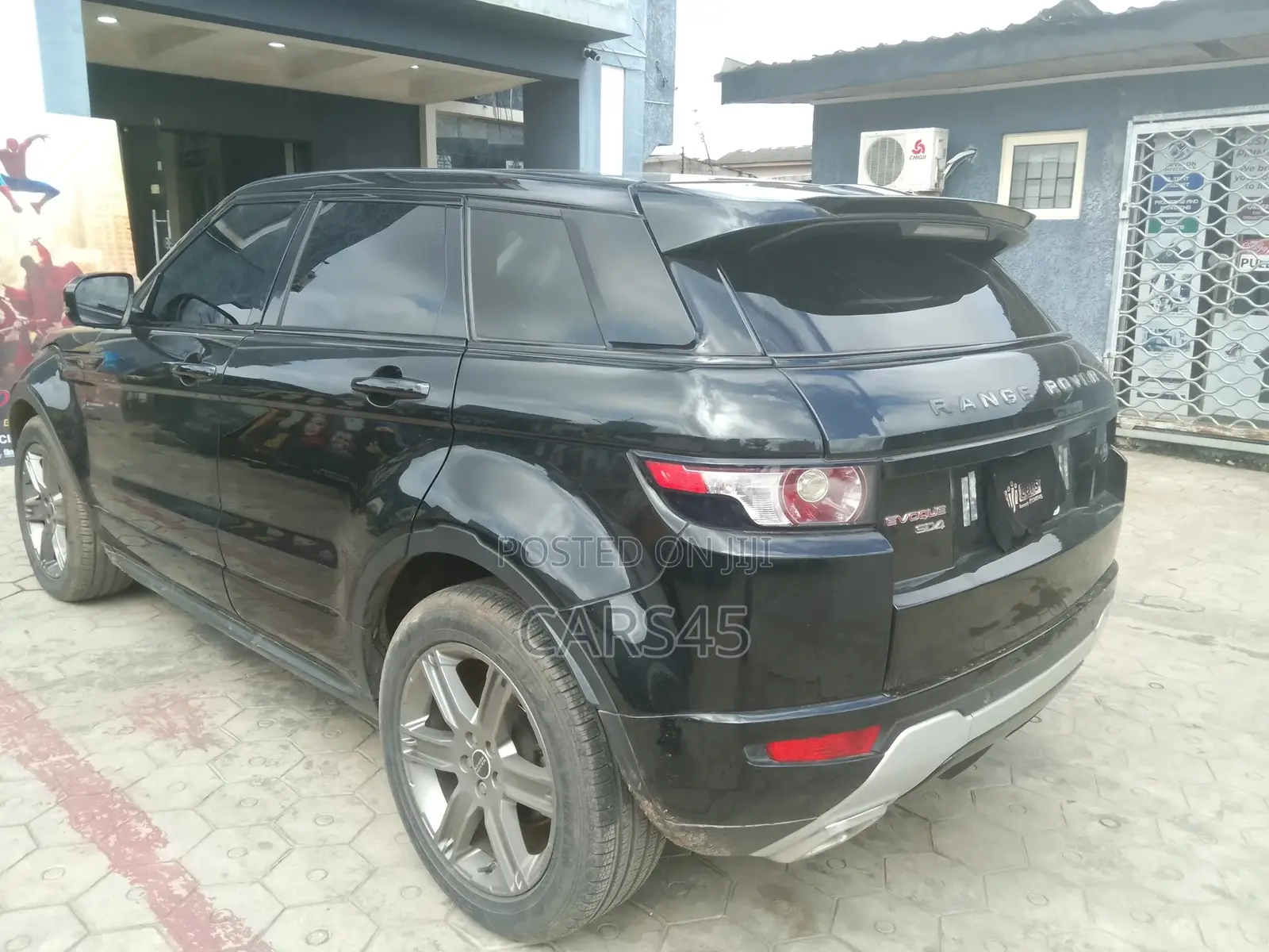 Land Rover Range Rover 2012 Black