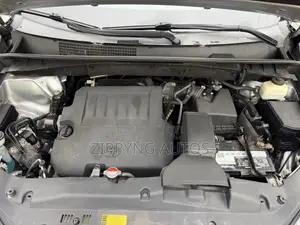 Toyota Highlander XLE V6 4x4 (3.5L 6cyl 6A) 2016 Gray