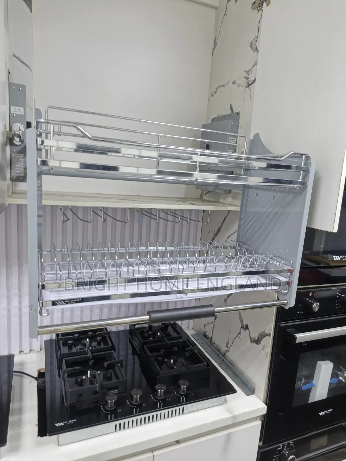 Pull Down Plate Rack