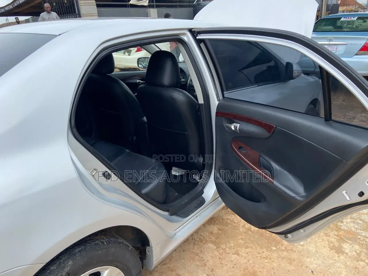 Toyota Corolla 2011 Silver