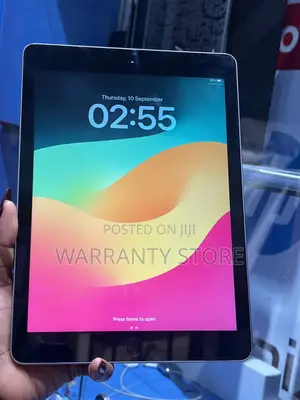 Apple iPad 10.2 (2021) 32 GB Gray
