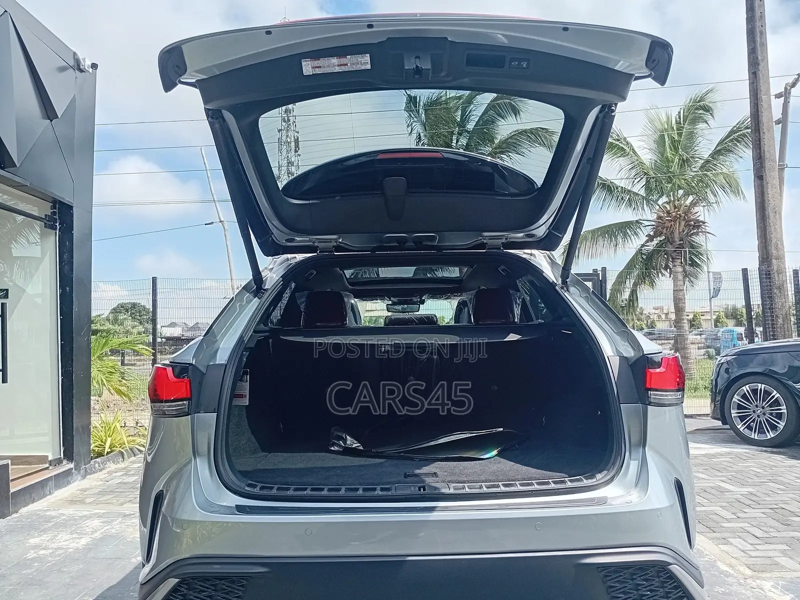 Lexus RX 2023 Silver