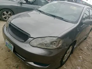 Toyota Corolla LE 2004 Gray