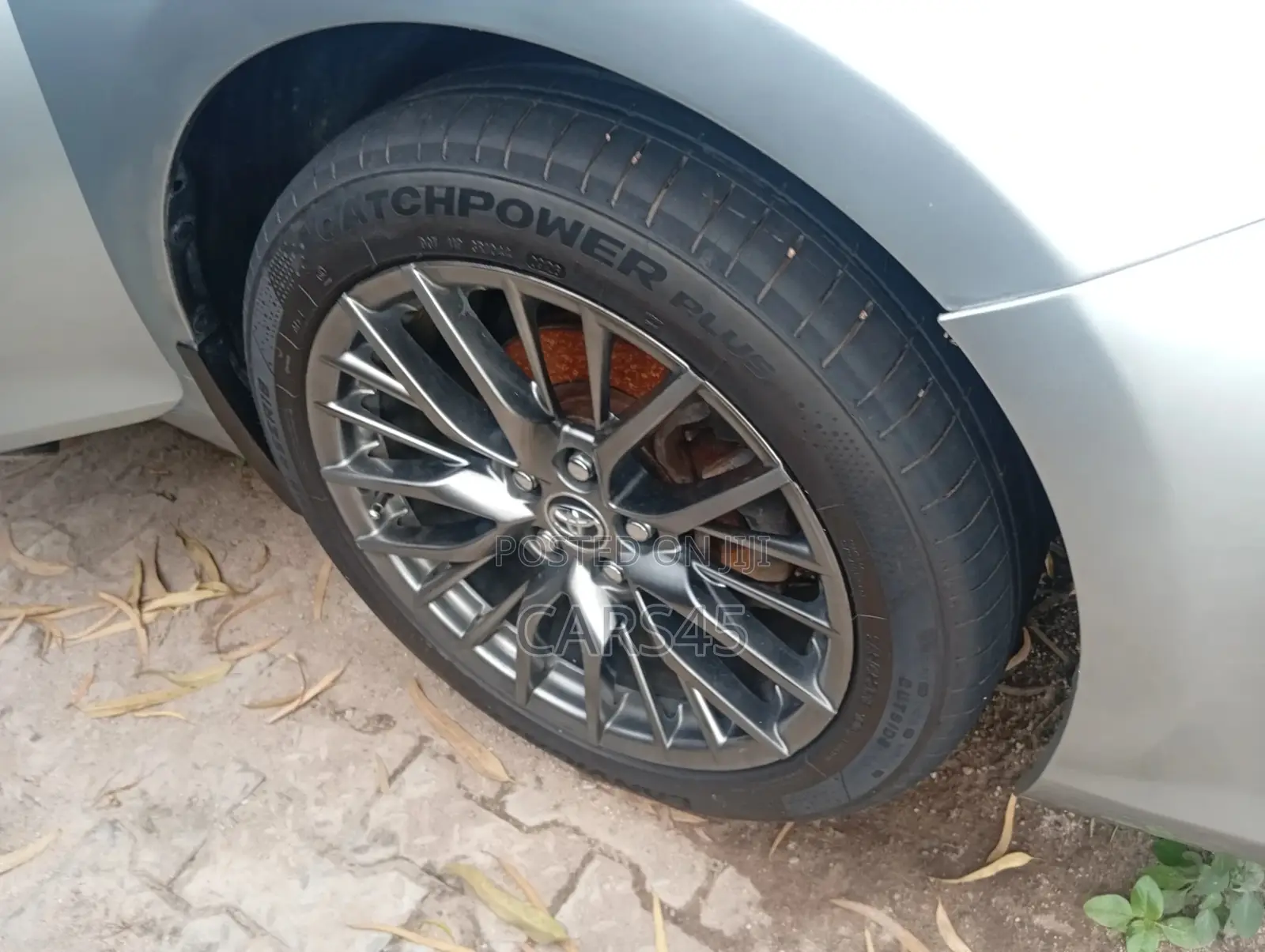 Toyota Camry 2015 Silver